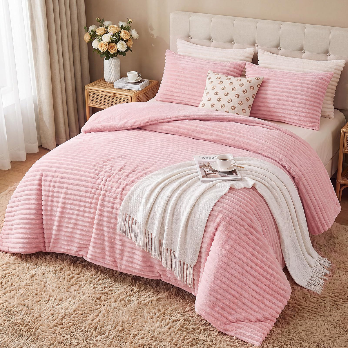 HYLEORY Fluffy Queen Comforter Set 3 Pieces - Fleece Fluffy Soft & Warm Plush Cream White Comforter Sets, Luxury Fuzzy Bedding Sets, All Season Heavy Bed Set Queen Size with 2 Pillowcases