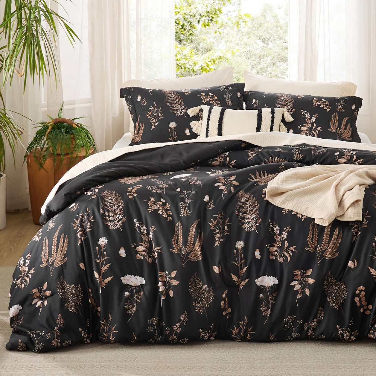 Bedsure Floral Queen Comforter Set, White Breathable Fall Bedding 3 Pcs