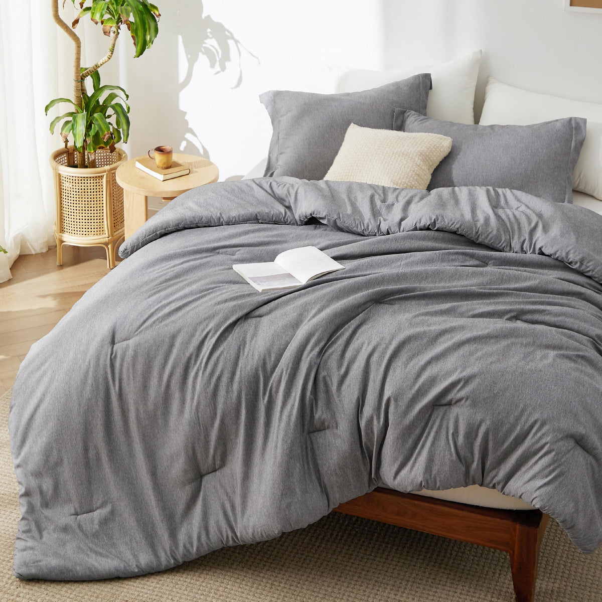 Bedsure Queen Size Comforter Sets, Beige Cationic Dyed Bedding Set 3 Pcs