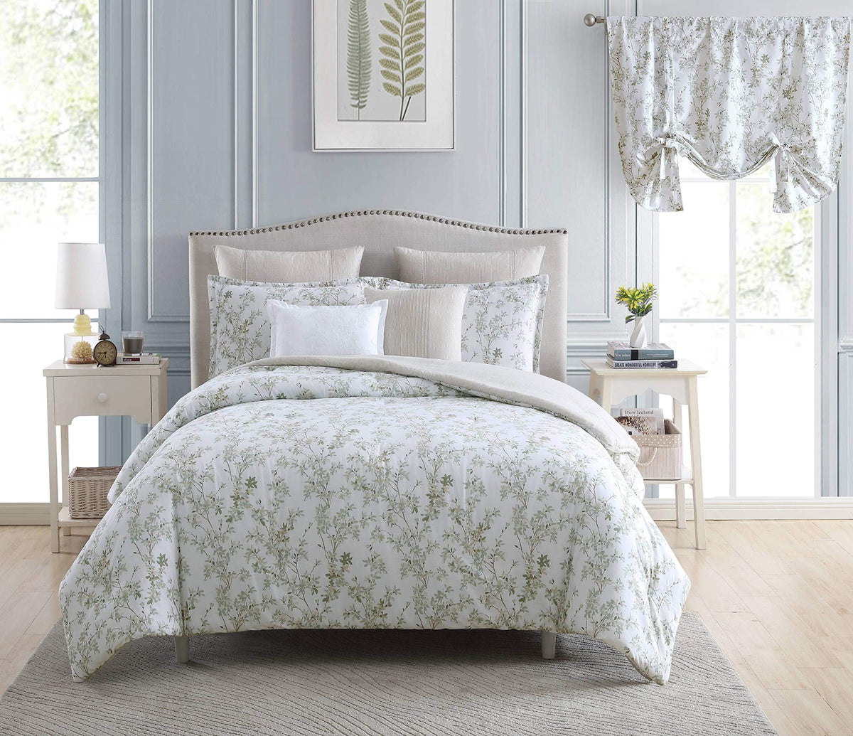 Laura Ashley – Queen Comforter Set, Cotton Bedding with Matching Shams & Bonus Decorative Pillows, Medium Weight, Floral Bedroom Decor, 7-Piece, College Dorm Room Essentials (Nora Blue)