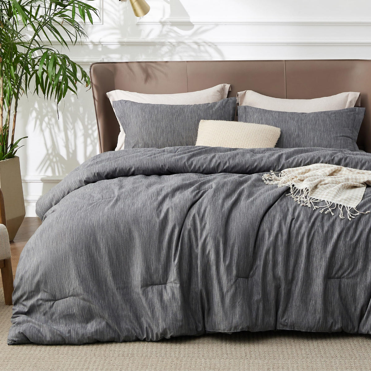 Bedsure Queen Size Comforter Sets, Beige Cationic Dyed Bedding Set 3 Pcs