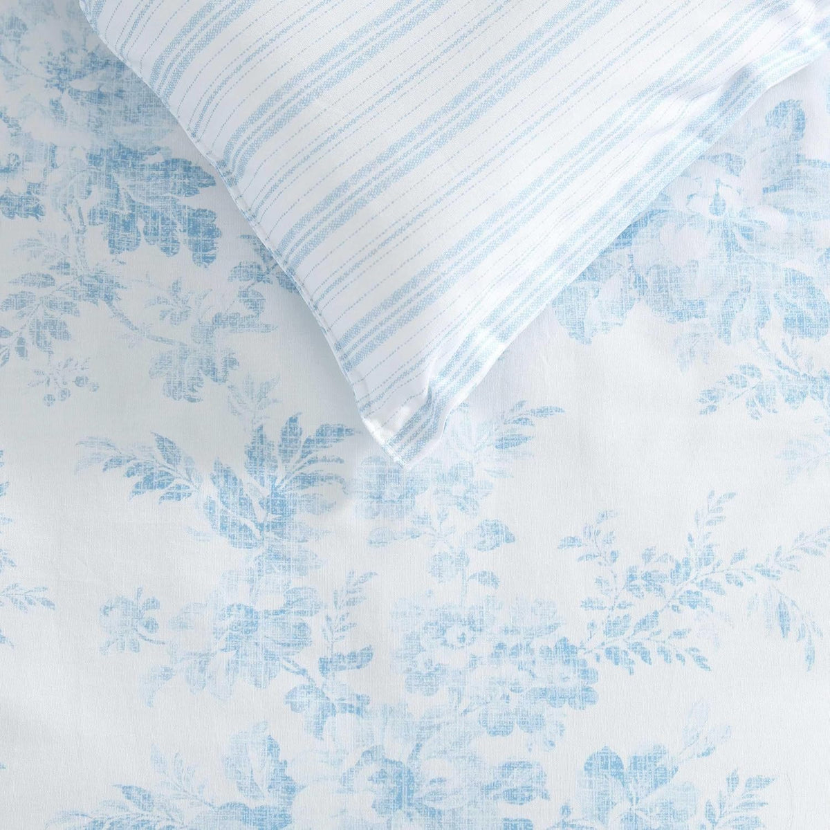 Laura Ashley - King Size Comforter Set with Matching Shams