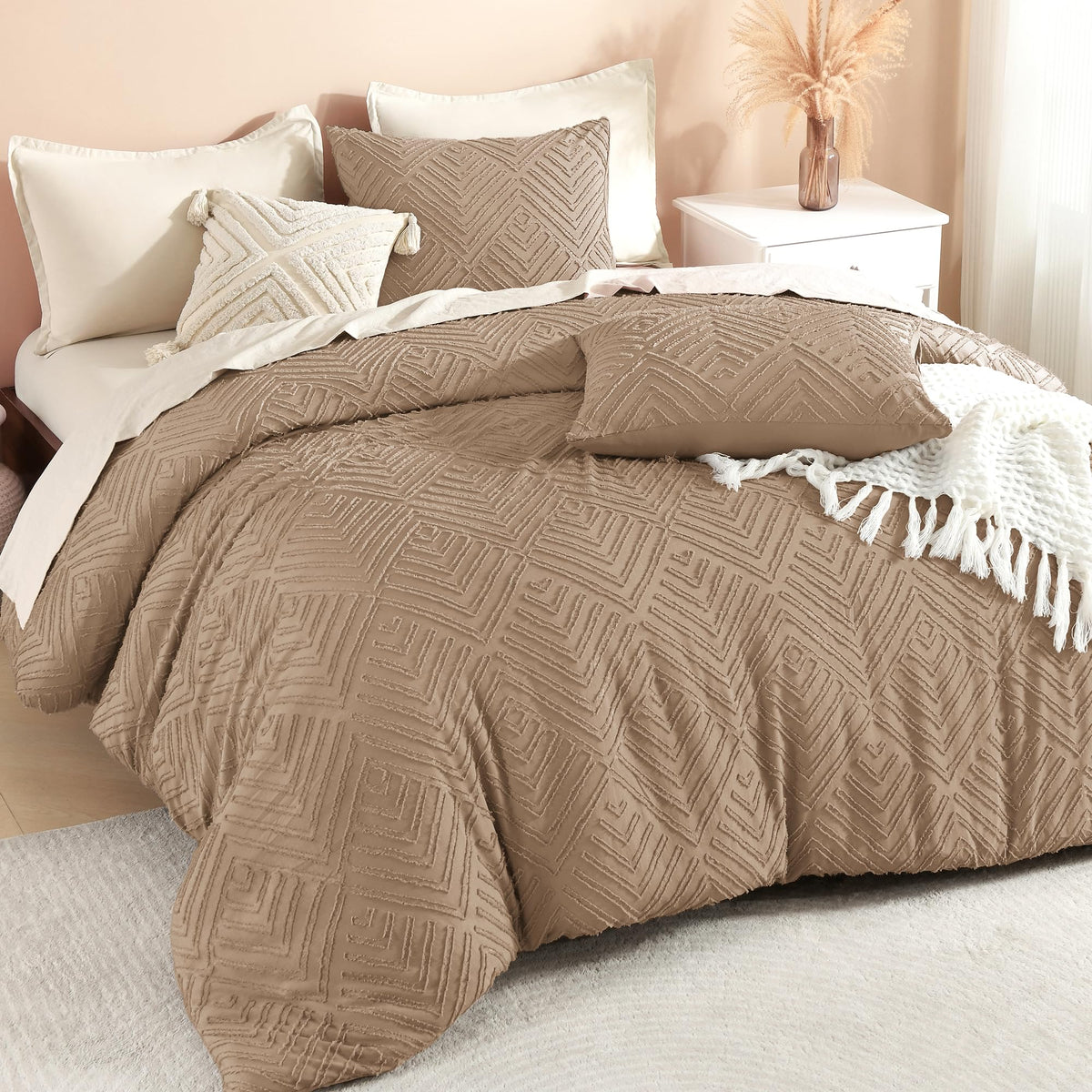 Litanika California King Comforter Set, 3 Pcs Beige Tufted Boho Bedding Set