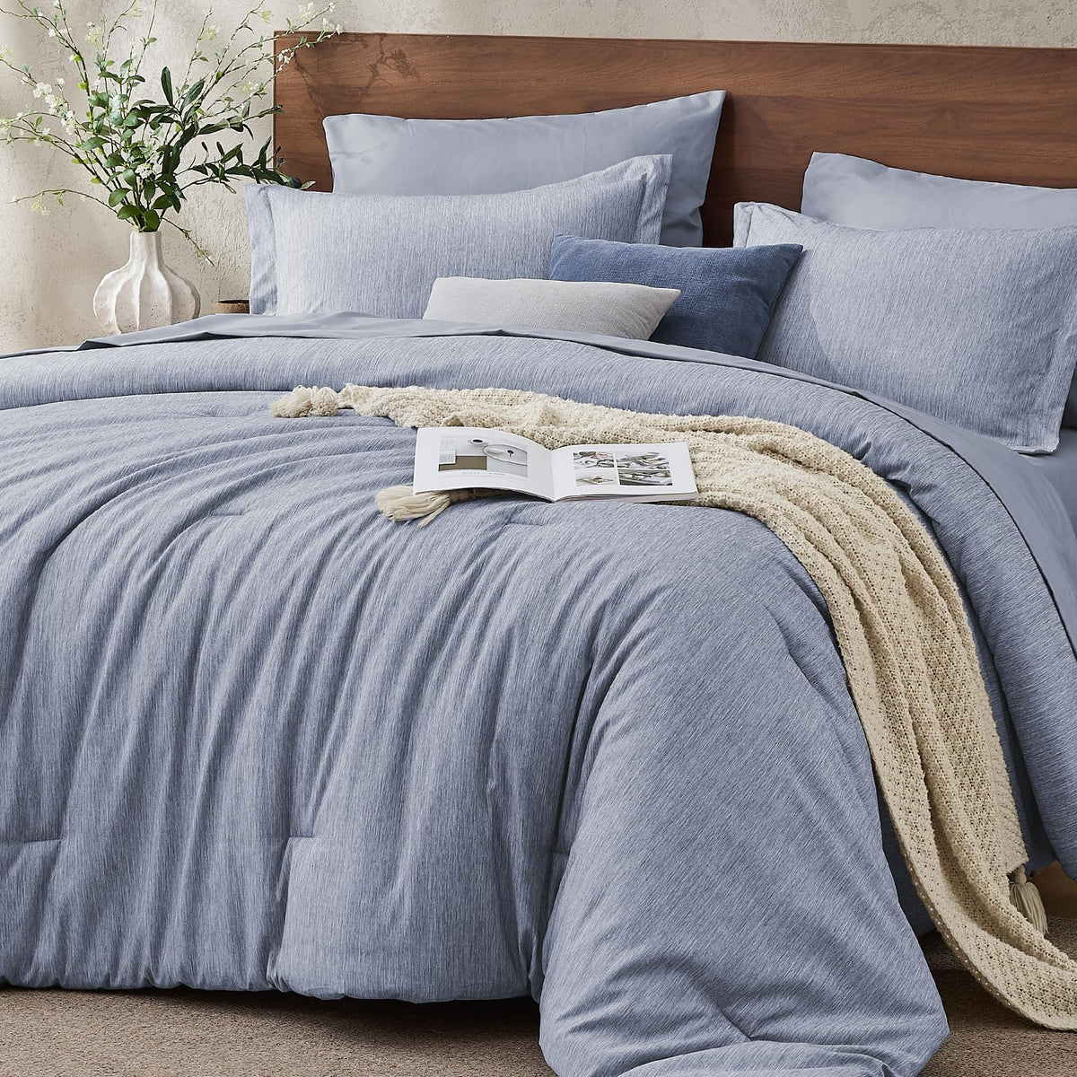 JOLLYVOGUE Grey Queen Comforter Set, Cationic Dyeing Bed in a Bag Queen 7 Pieces, Double-Tone Bedding Set with Down Alternative Comforter, Sheets, Pillowcases & Shams