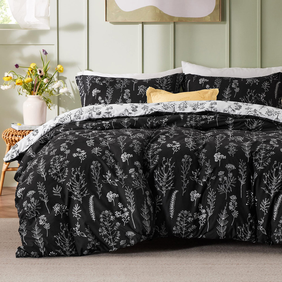 Bedsure Floral Comforter Set Cute Bedding Set Queen Reversible Sage Green