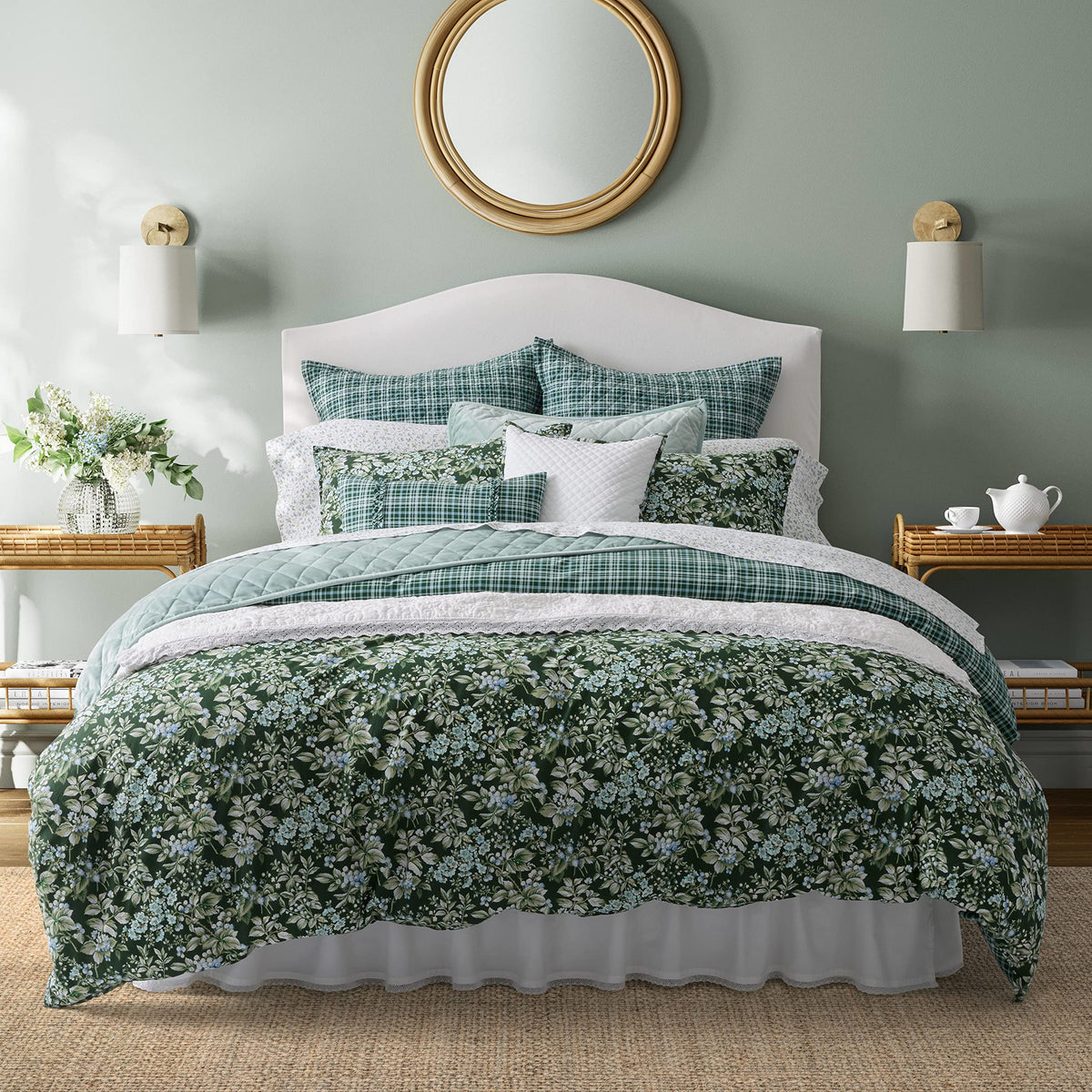 Laura Ashley – Queen Comforter Set, Cotton Bedding with Matching Shams & Bonus Decorative Pillows, Medium Weight, Floral Bedroom Decor, 7-Piece, College Dorm Room Essentials (Nora Blue)