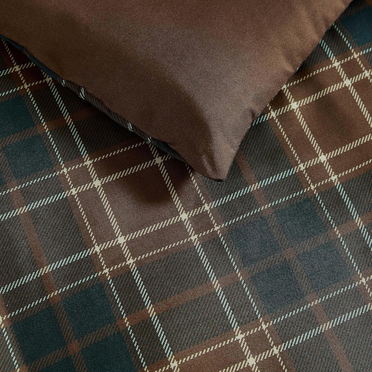 Eddie Bauer - King Size Comforter Set with Matching Shams